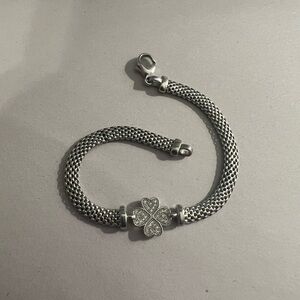 Beautiful Sterling Silver & Genuine Diamond 4 Leaf Clover Braided Bracelet